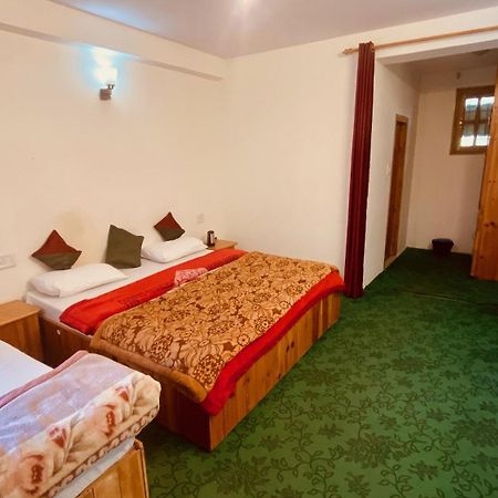 Madpackers Manali Hostel Εξωτερικό φωτογραφία