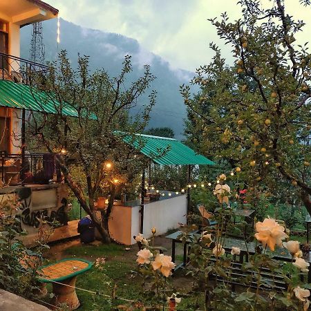 Madpackers Manali Hostel Εξωτερικό φωτογραφία
