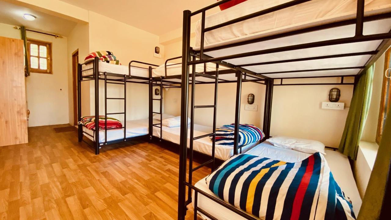 Madpackers Manali Hostel Εξωτερικό φωτογραφία