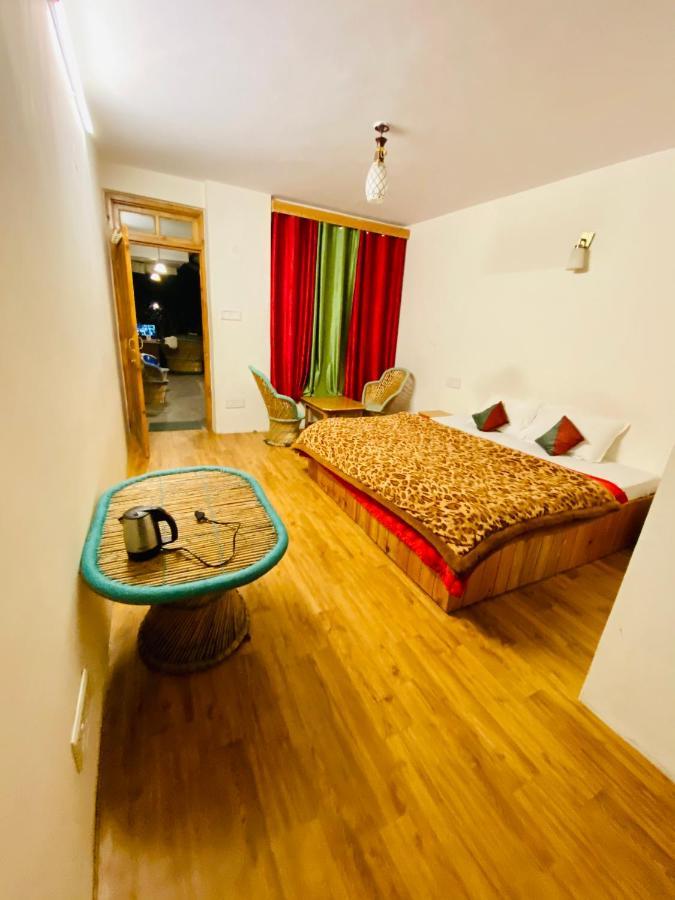 Madpackers Manali Hostel Εξωτερικό φωτογραφία