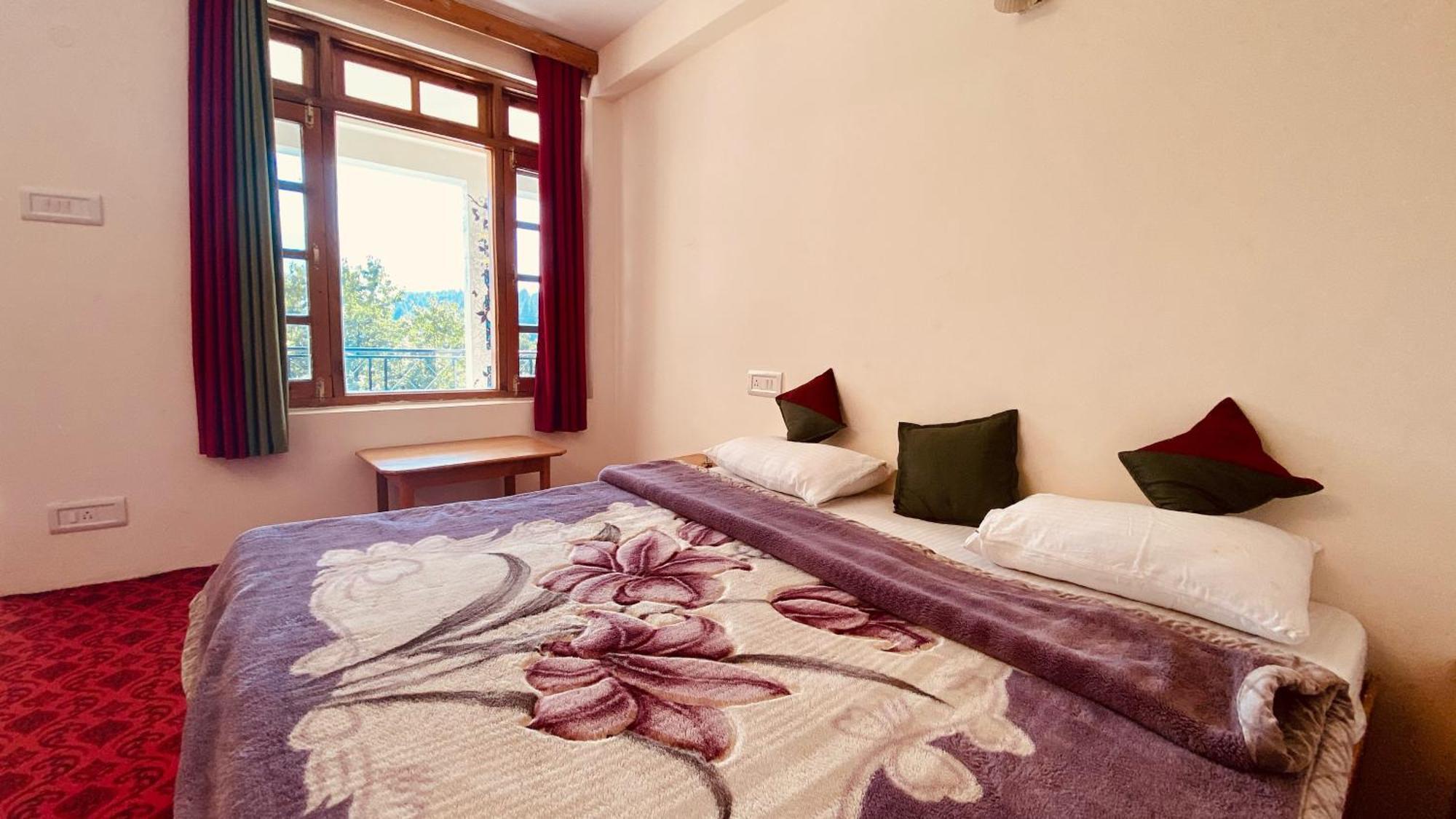 Madpackers Manali Hostel Εξωτερικό φωτογραφία