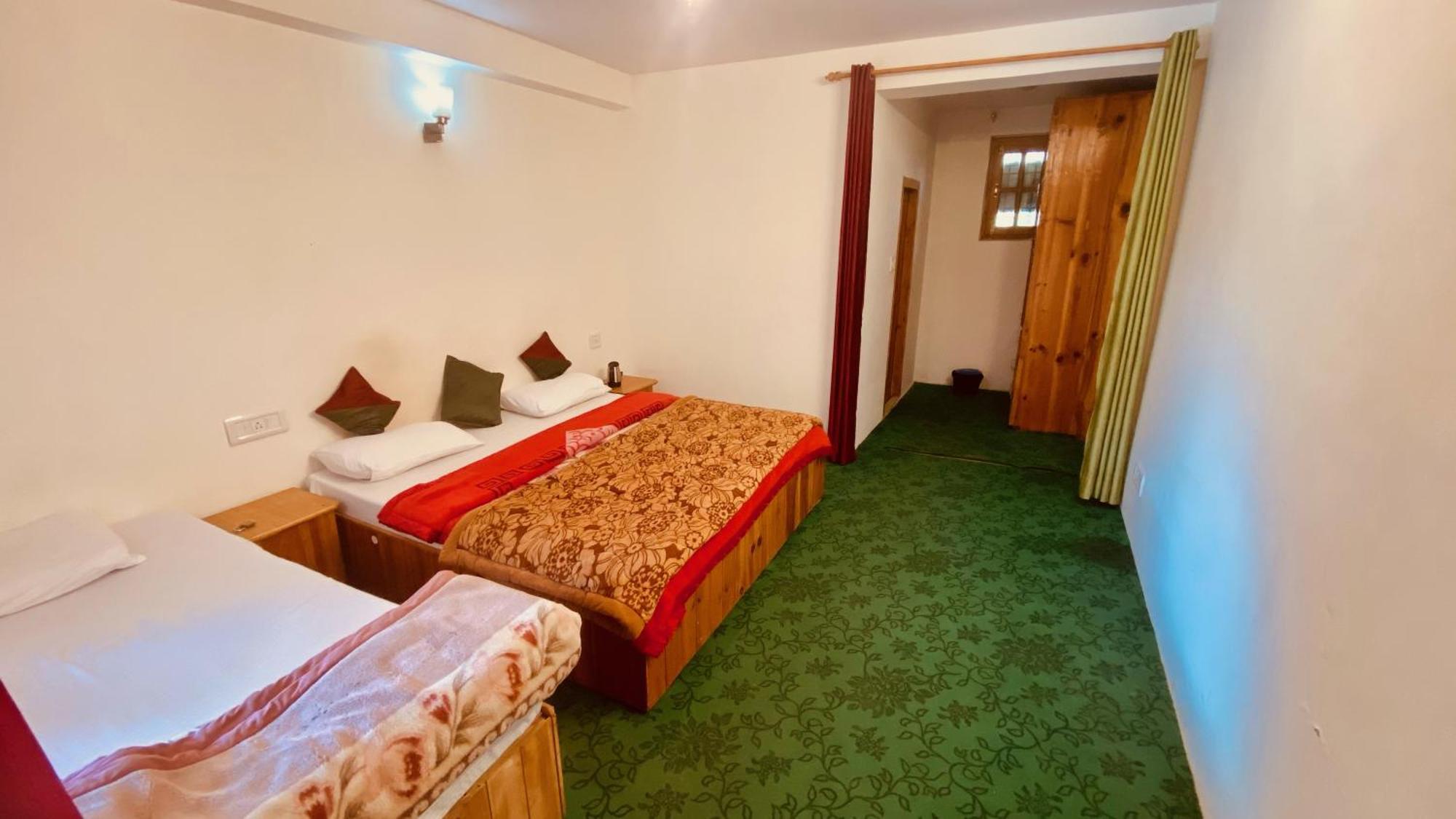 Madpackers Manali Hostel Εξωτερικό φωτογραφία